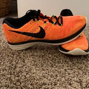 Nike Flyknit Lunar 3